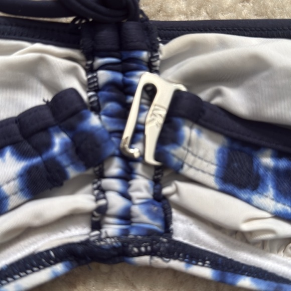 Michael Kors Blue and White Bikini Swimsuit - Size Medium - Picture 4 of 6